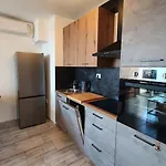 Апартаменты 3-bedroom In Rijeka, Near Center