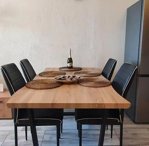 3-bedroom In Rijeka, Near Center דירה *