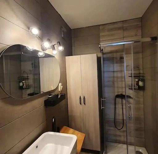 דירה 3-bedroom In Rijeka, Near Center